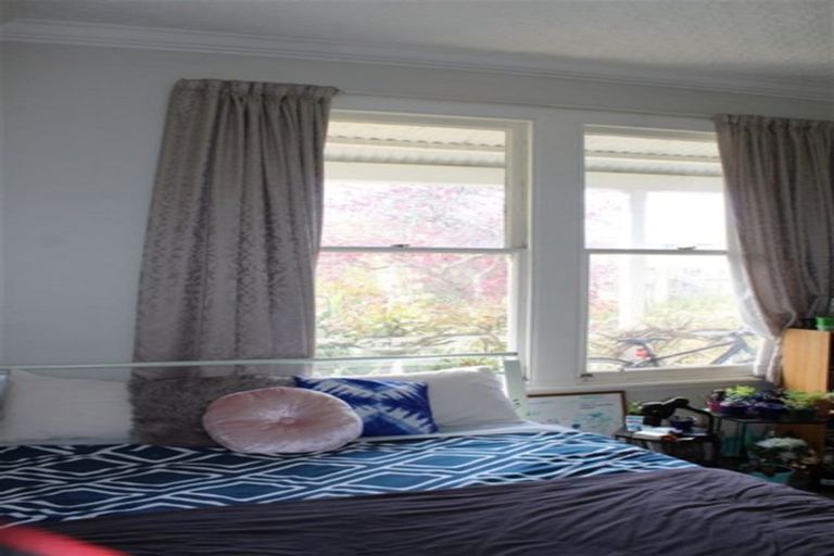 Photo of property in 5 Elm Row, Dunedin Central, Dunedin, 9016