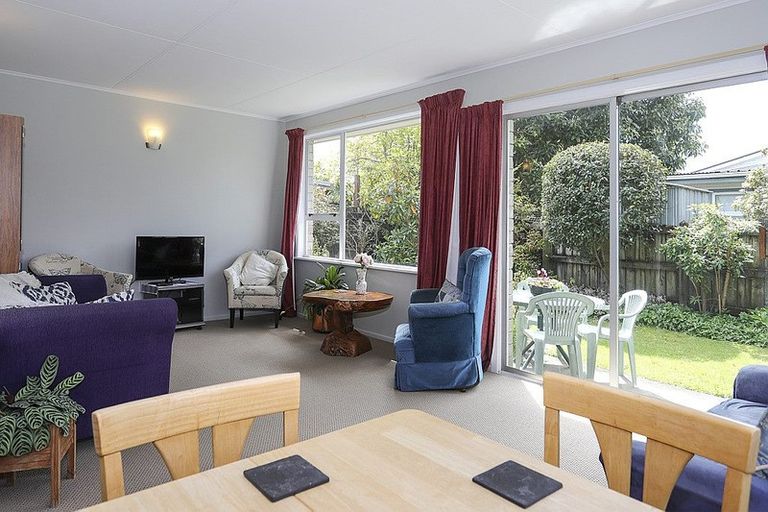 Photo of property in 138 Welcome Bay Road, Welcome Bay, Tauranga, 3112