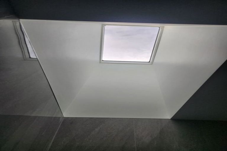 Photo of property in 105 Trias Road, Totara Vale, Auckland, 0629