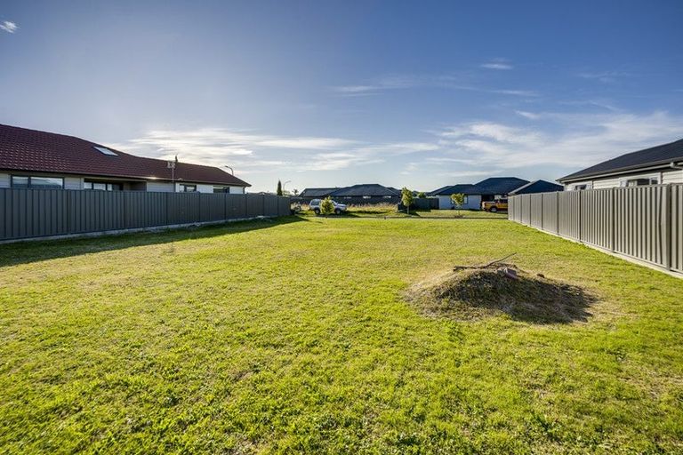 Photo of property in 4 Gee Place, Taradale, Napier, 4112