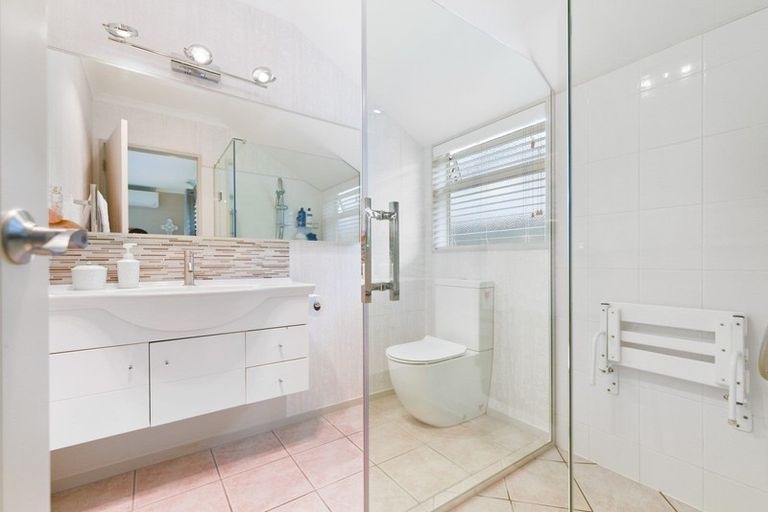 Photo of property in 21 Merlin Close, Huntington, Hamilton, 3210