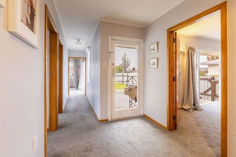 Photo of property in 1/182 Gloucester Street, Taradale, Napier, 4112