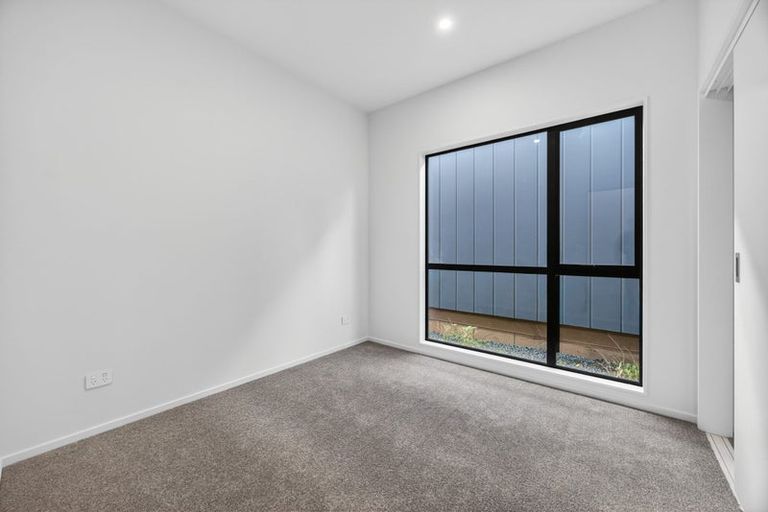 Photo of property in 15 Piringa Road, Pukekohe, 2120