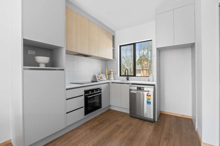 Photo of property in 442 Old Te Atatu Road, Te Atatu Peninsula, Auckland, 0610