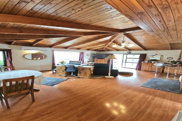 Photo of property in 19 Oxford Street, West End, Timaru, 7910
