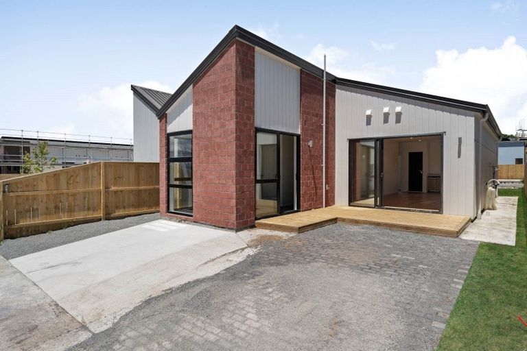 Photo of property in 30c Biokovo Street, Massey, Auckland, 0614
