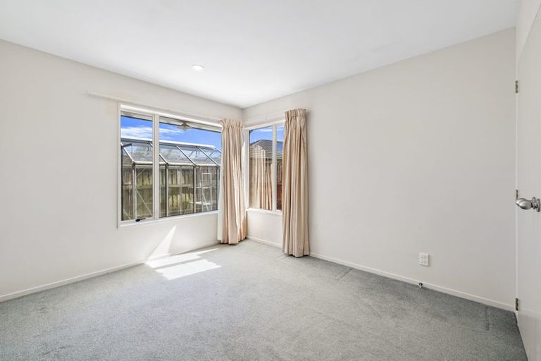 Photo of property in 68 Kotuku Crescent, Woolston, Christchurch, 8023