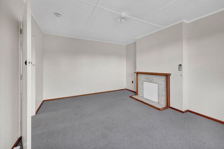 Photo of property in 14 Essex Street, Stratford, 4332