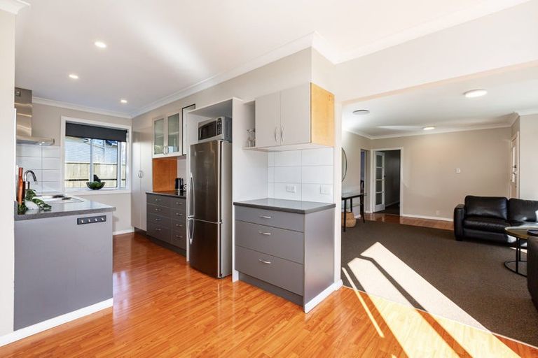 Photo of property in 71 Shakespeare Avenue, Trentham, Upper Hutt, 5018