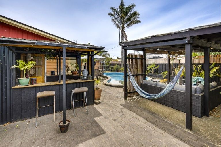 Photo of property in 3 Freyberg Avenue, Tamatea, Napier, 4112