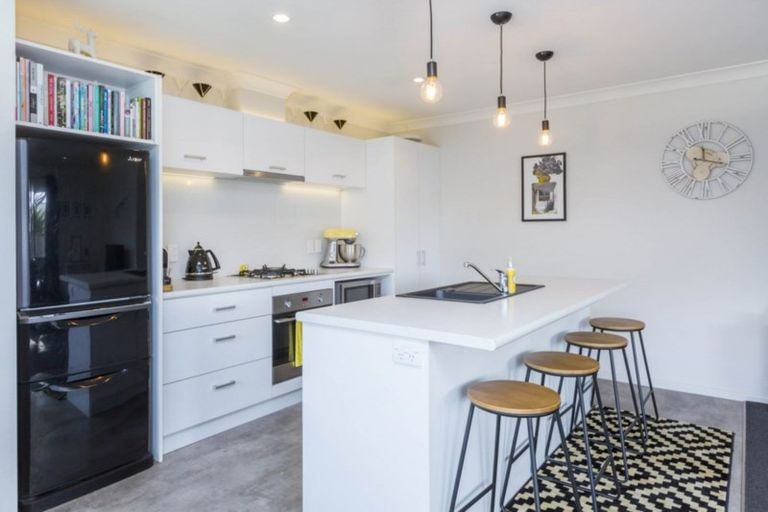 Photo of property in 14 Poppy Watts Grove, Stokes Valley, Lower Hutt, 5019