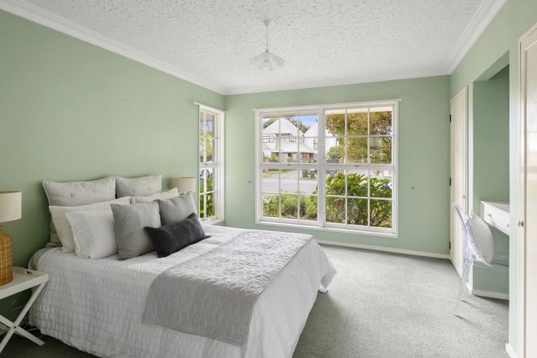 Photo of property in 2 Ashfield Place, Ilam, Christchurch, 8041