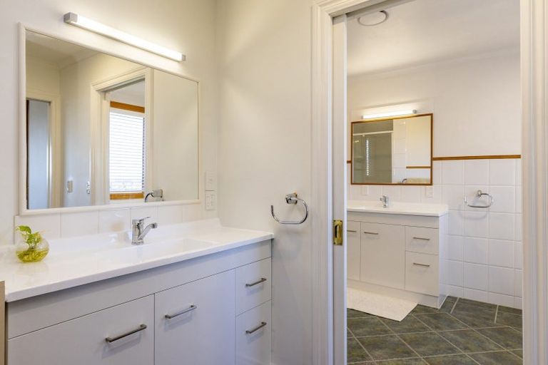 Photo of property in 8/70 Harvey Street, Waipahihi, Taupo, 3330
