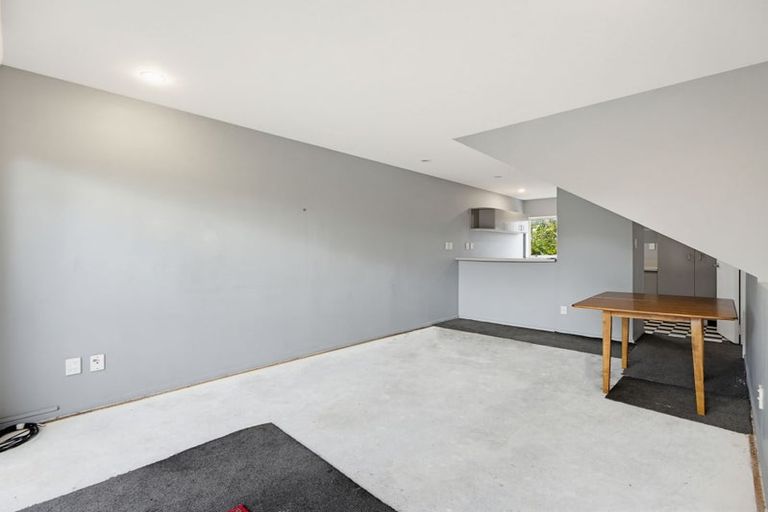 Photo of property in 3/102 Wainui Street, Riccarton, Christchurch, 8041