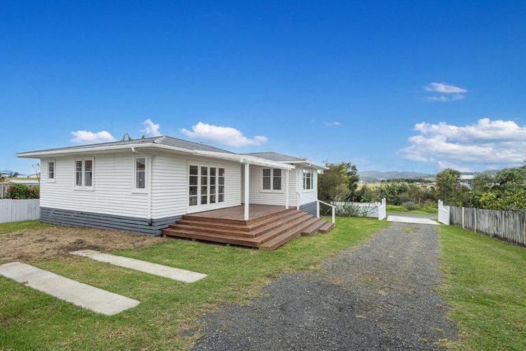 Photo of property in 1 Whimp Avenue, Onerahi, Whangarei, 0110