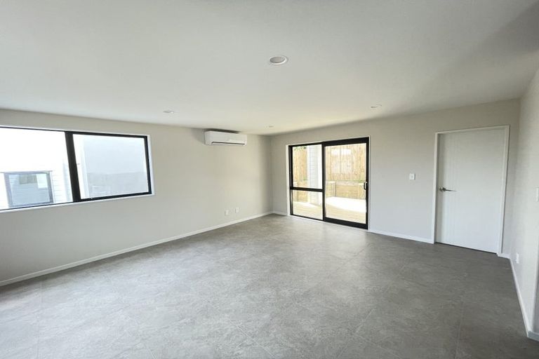 Photo of property in 133d Arran Road, Browns Bay, Auckland, 0630