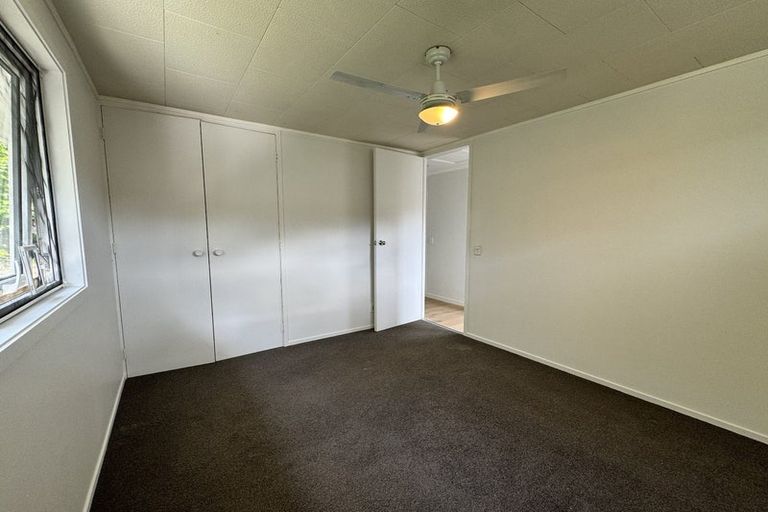 Photo of property in 118 Stapleford Crescent, Browns Bay, Auckland, 0630