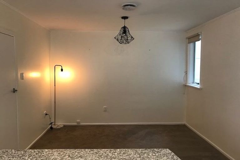 Photo of property in 22 Ferry Street, Seatoun, Wellington, 6022