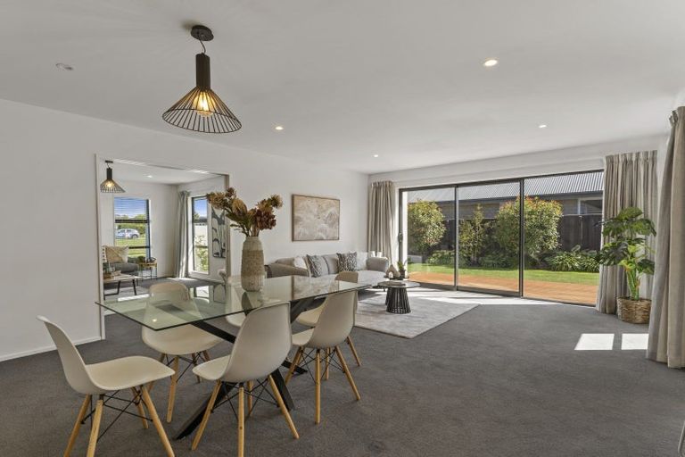 Photo of property in 7 Greenfield Mews, Rangiora, 7400