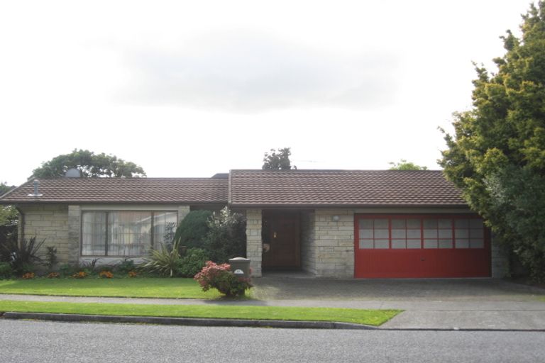 Photo of property in 41 Waddington Drive, Naenae, Lower Hutt, 5011