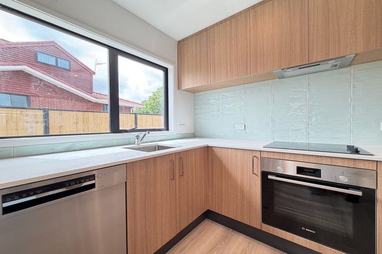 Photo of property in 16c Joseph Grove, Elderslea, Upper Hutt, 5018