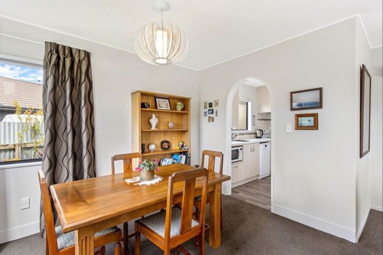 Photo of property in 1/24 Peddie Street, Taradale, Napier, 4112