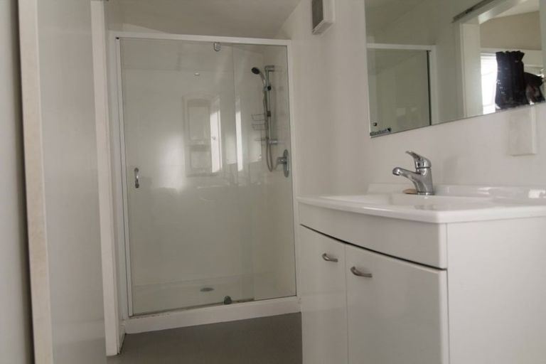 Photo of property in 38 Cleveland Street, Edgeware, Christchurch, 8013