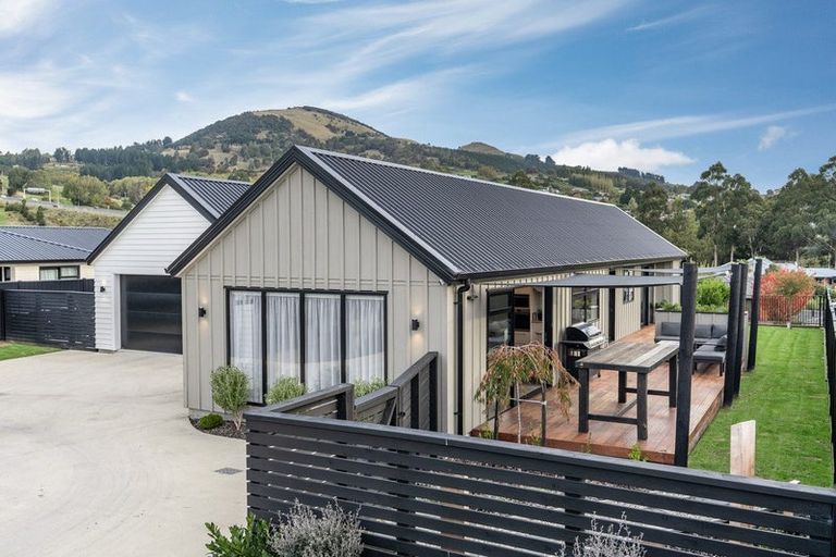 Photo of property in 64 Heathfield Drive, Mosgiel, 9024