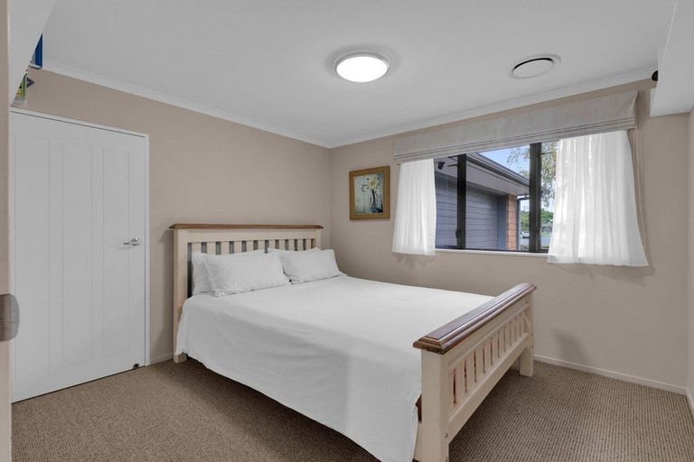 Photo of property in 48 Wiltshire Drive, Huntington, Hamilton, 3210