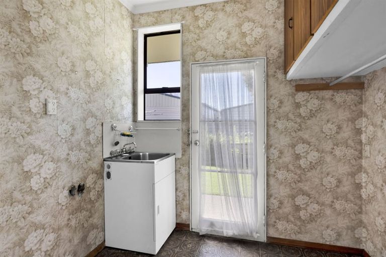 Photo of property in 240 Waihi Road, Hawera, 4610