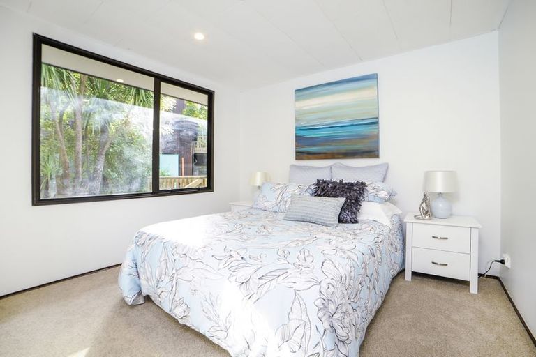 Photo of property in 33 Boylan Road, Titirangi, Auckland, 0604