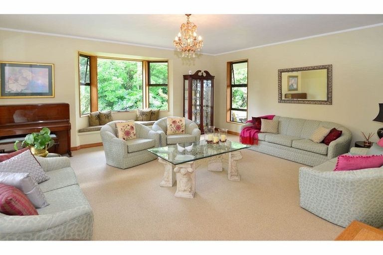 Photo of property in 275a Rimmer Road, Helensville, 0875