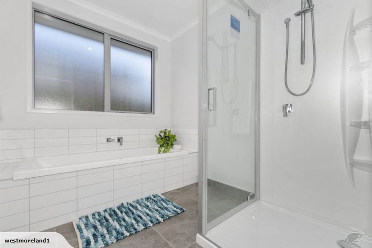 Photo of property in 2 Kainui Heights, Kamo, 0112