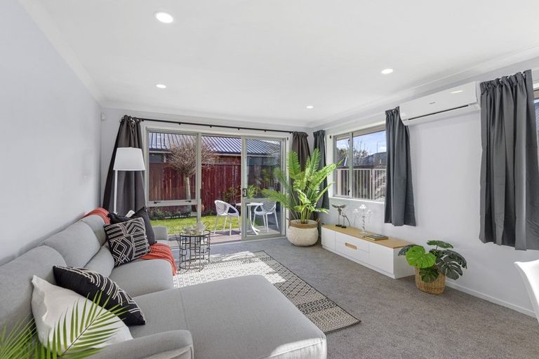 Photo of property in 4/335 Main South Road, Hornby, Christchurch, 8042