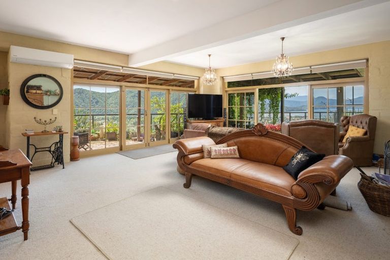 Photo of property in 51 Boons Valley Road, Waikawa, Picton, 7220