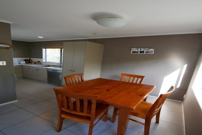 Photo of property in 2/52 Youngs Road, Papakura, 2110