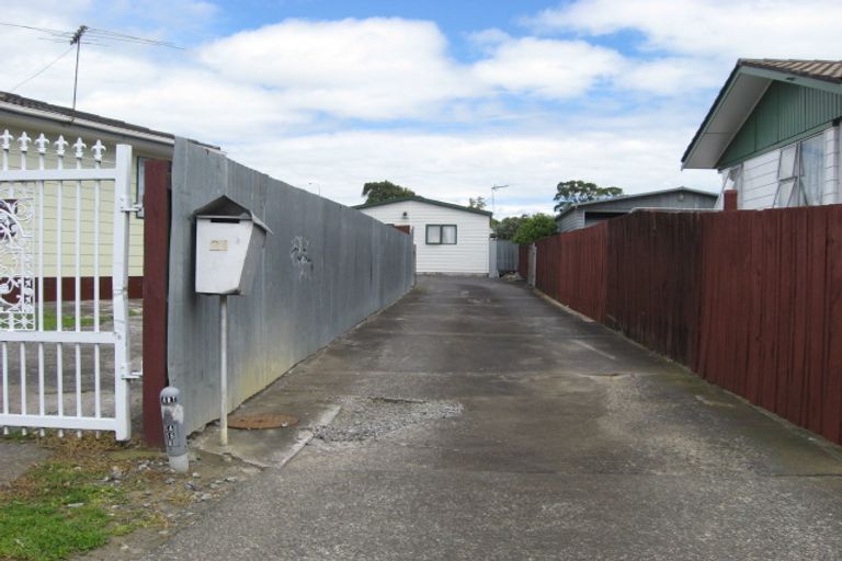 Photo of property in 87 Idlewild Avenue, Mangere, Auckland, 2022