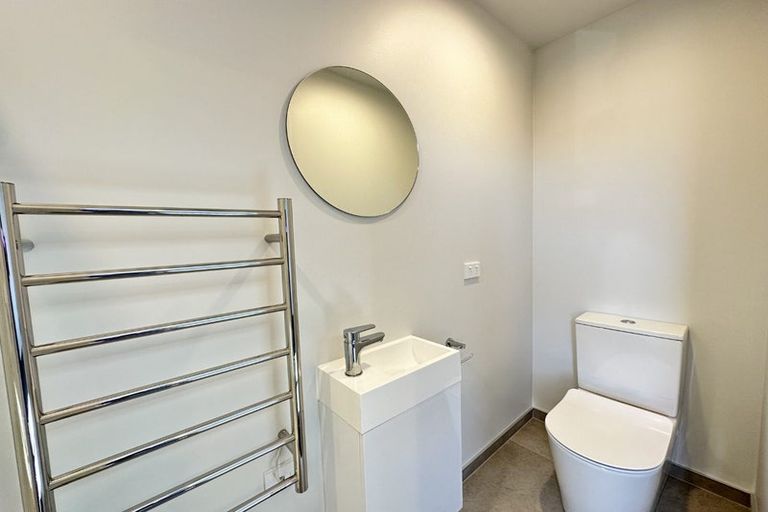 Photo of property in 1/32 Frederick Street, Waltham, Christchurch, 8011