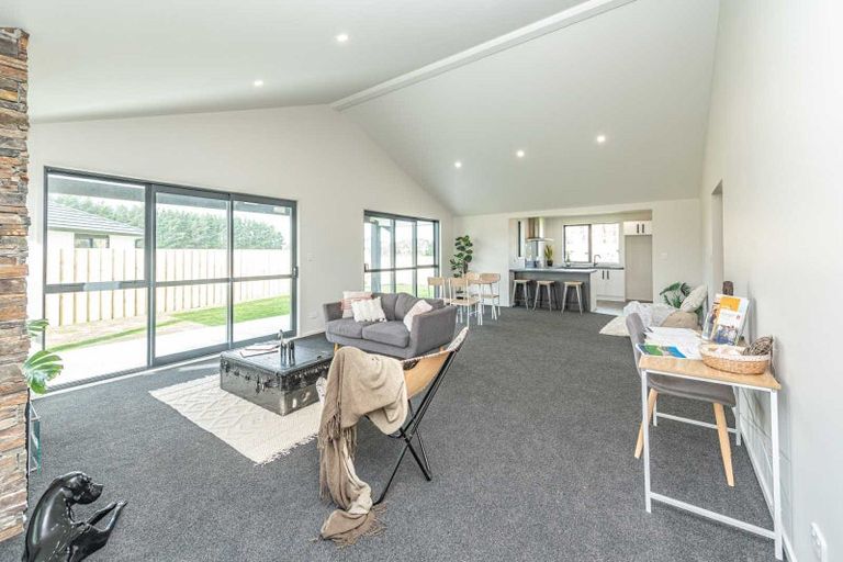 Photo of property in 30 Oldfield Lane, Marton, 4710