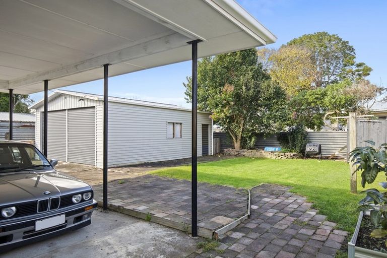 Photo of property in 14 Holland Street, Pukekohe, 2120