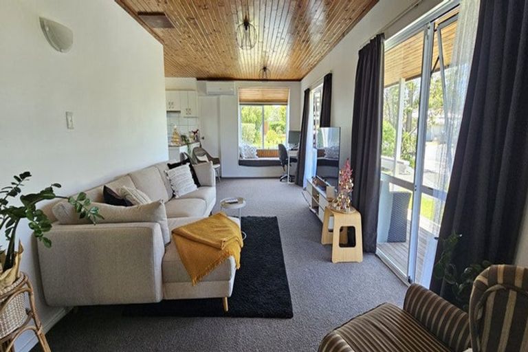 Photo of property in 12 Cove Road, Waipu, 0510