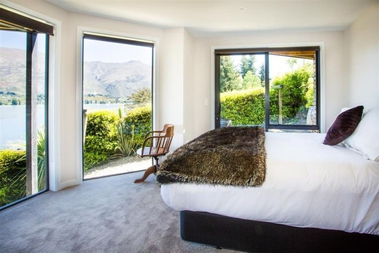 Photo of property in 92 Lismore Street, Wanaka, 9305