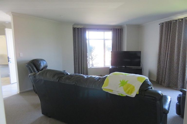 Photo of property in 11 Holcroft Place, Huntington, Hamilton, 3210