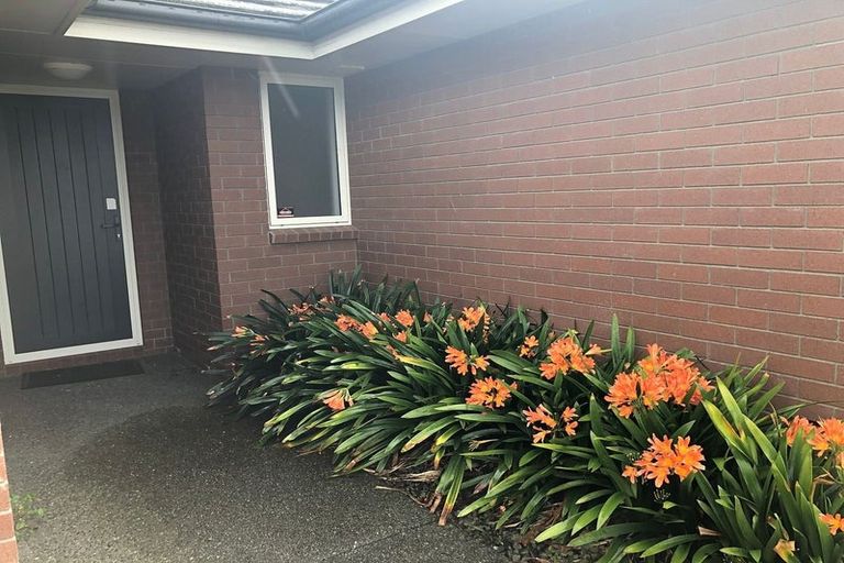 Photo of property in 32 Chalgrove Road, Huntington, Hamilton, 3210