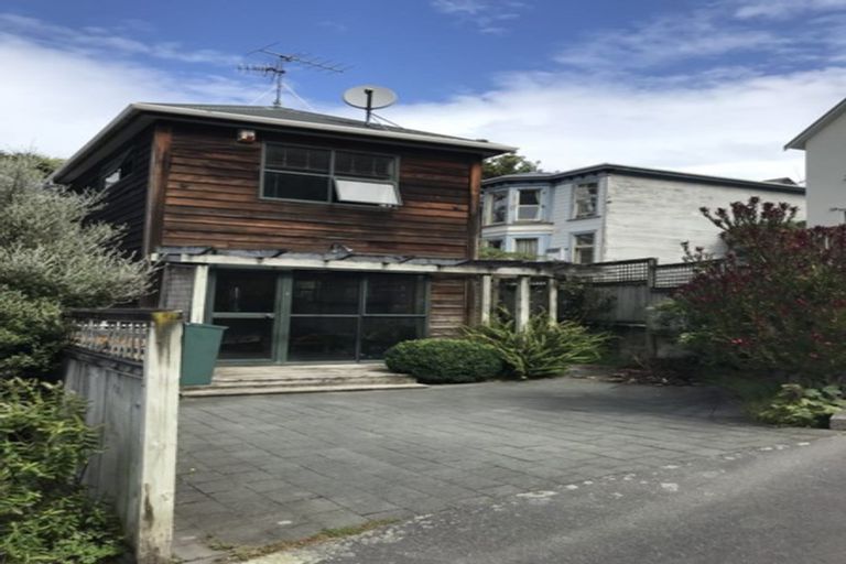 Photo of property in 2u1 Malcolm Lane, Thorndon, Wellington, 6011
