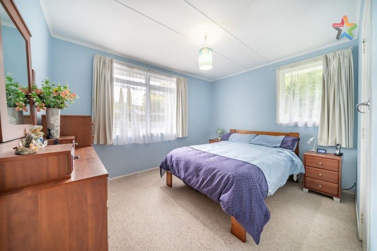 Photo of property in 60 Thomas Street, Stokes Valley, Lower Hutt, 5019
