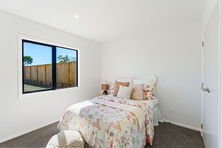 Photo of property in 166 Karuhiruhi Street, Waikanae, 5036