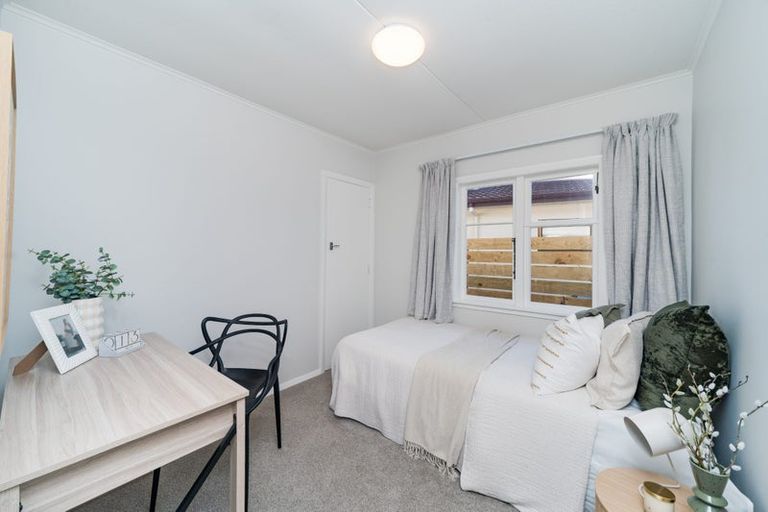 Photo of property in 18 Ashford Avenue, Hokowhitu, Palmerston North, 4410