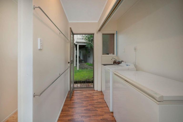 Photo of property in 16 Vista Paku, Pauanui, Hikuai, 3579