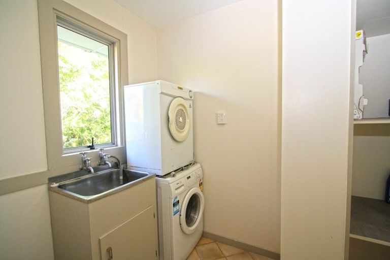 Photo of property in 4 Moana Crescent, Blagdon, New Plymouth, 4310